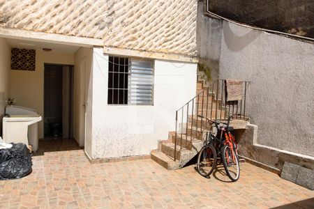 Casa à venda com 210m², 4 quartos e 2 vagas Casa à venda com 210m², 4 quartos e 2 vagasÁrea comum