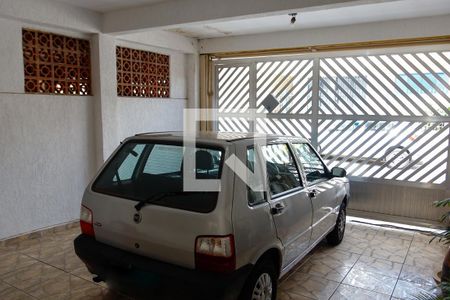 Casa à venda com 210m², 4 quartos e 2 vagas Casa à venda com 210m², 4 quartos e 2 vagasGaragem