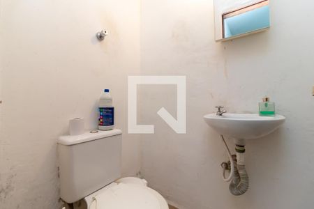 Casa à venda com 200m², 4 quartos e 4 vagasBanheiro do Quarto 4