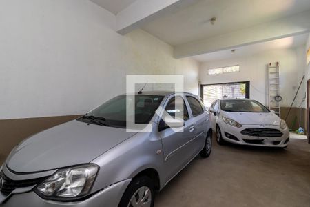 Casa à venda com 200m², 4 quartos e 4 vagasGaragem