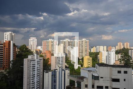 Apartamento à venda com 127m², 3 quartos e 3 vagas Apartamento à venda com 127m², 3 quartos e 3 vagasVista da Suíte 1