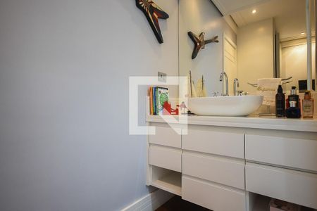 Apartamento à venda com 127m², 3 quartos e 3 vagas Apartamento à venda com 127m², 3 quartos e 3 vagasBanheiro Suíte 2