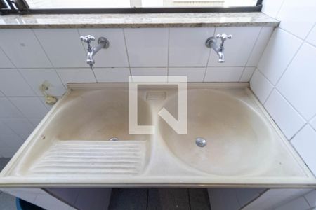 Apartamento à venda com 212m², 4 quartos e 2 vagas Apartamento à venda com 212m², 4 quartos e 2 vagasÁrea de serviço