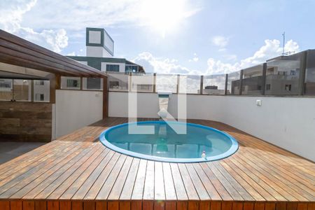 Apartamento à venda com 212m², 4 quartos e 2 vagas Apartamento à venda com 212m², 4 quartos e 2 vagasCobertura