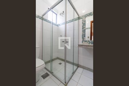 Apartamento à venda com 212m², 4 quartos e 2 vagas Apartamento à venda com 212m², 4 quartos e 2 vagasCobertura - Banheiro da suíte 2