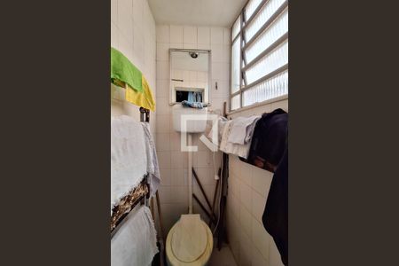 Apartamento à venda com 100m², 3 quartos e 1 vaga Apartamento à venda com 100m², 3 quartos e 1 vagaBanheiro de serviço