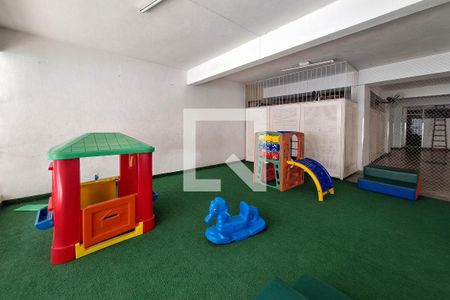 Apartamento à venda com 100m², 3 quartos e 1 vaga Apartamento à venda com 100m², 3 quartos e 1 vagaÁrea comum - Playground