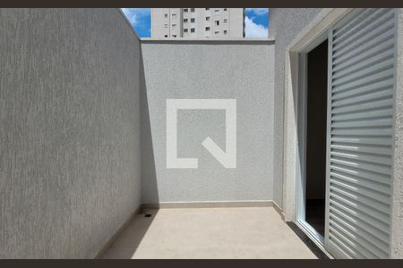 Apartamento à venda com 72m², 3 quartos e 1 vaga Apartamento à venda com 72m², 3 quartos e 1 vagaVaranda