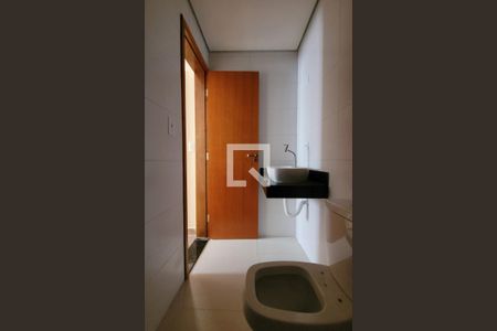 Apartamento à venda com 72m², 3 quartos e 1 vaga Apartamento à venda com 72m², 3 quartos e 1 vagaBanheiro da suíte