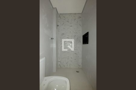 Apartamento à venda com 72m², 3 quartos e 1 vaga Apartamento à venda com 72m², 3 quartos e 1 vagaBanheiro da suíte