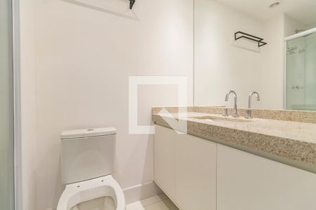 Banheiro de kitnet/studio para alugar com 1 quarto, 29m² em Paraíso, São Paulo