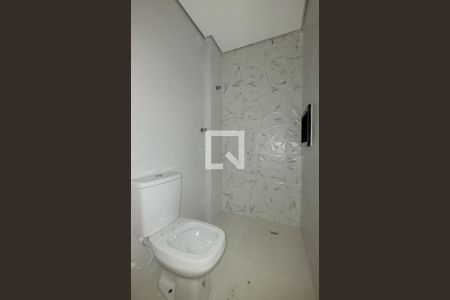 Apartamento à venda com 145m², 3 quartos e 2 vagas Apartamento à venda com 145m², 3 quartos e 2 vagasBanheiro da suíte