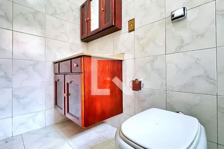 Banheiro do Quarto de casa à venda com 2 quartos, 130m² em Vila Adelaide Perella, Guarulhos