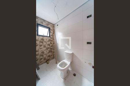 Apartamento à venda com 98m², 2 quartos e 2 vagas Apartamento à venda com 98m², 2 quartos e 2 vagasBanheiro do Quarto 1