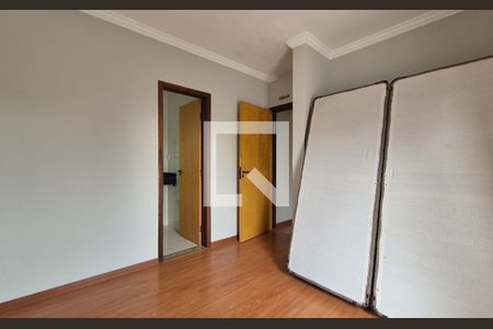 Casa à venda com 180m², 4 quartos e 3 vagas Casa à venda com 180m², 4 quartos e 3 vagasSuíte 3