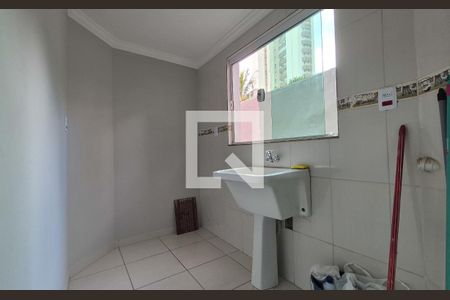 Casa à venda com 180m², 4 quartos e 3 vagas Casa à venda com 180m², 4 quartos e 3 vagasÁrea de Serviço