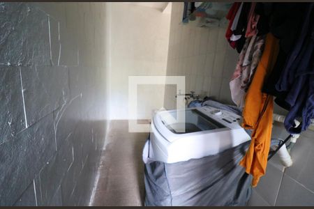 Casa à venda com 374m², 5 quartos e 2 vagasÁrea de Serviço