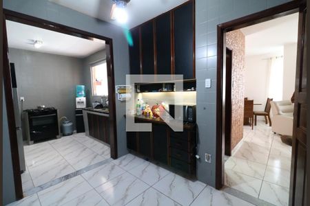 Casa à venda com 374m², 5 quartos e 2 vagasCozinha