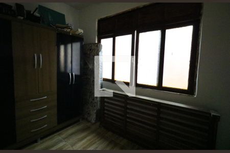 Casa à venda com 374m², 5 quartos e 2 vagasQuarto 3