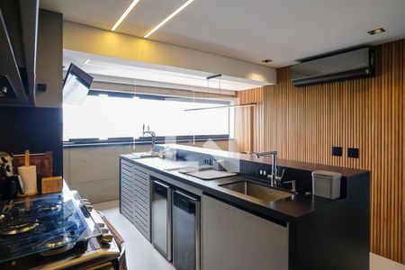 Apartamento à venda com 200m², 3 quartos e 3 vagasCozinha