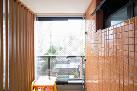 Apartamento à venda com 200m², 3 quartos e 3 vagasVaranda Suíte 2