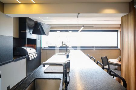 Apartamento à venda com 200m², 3 quartos e 3 vagasCozinha