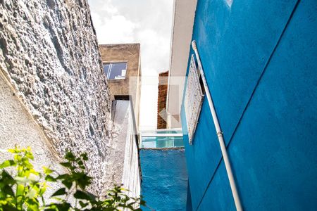 Casa à venda com 250m², 3 quartos e 2 vagas Casa à venda com 250m², 3 quartos e 2 vagasCorredor - Detalhe