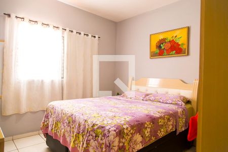 Casa à venda com 250m², 3 quartos e 2 vagas Casa à venda com 250m², 3 quartos e 2 vagasSuíte 2