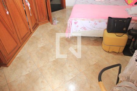 Casa à venda com 380m², 4 quartos e 4 vagasSuíte 1