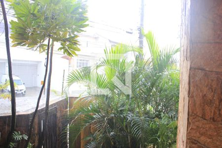 Casa à venda com 380m², 4 quartos e 4 vagasFachada