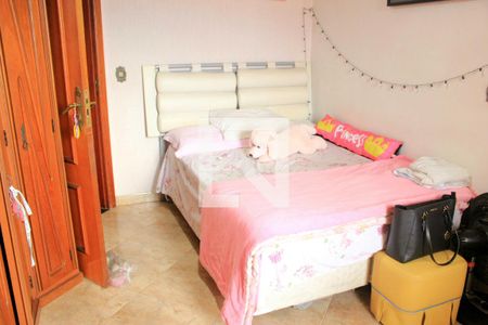 Casa à venda com 380m², 4 quartos e 4 vagasSuíte 1