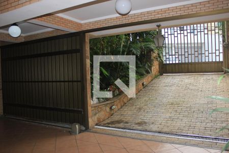 Casa à venda com 380m², 4 quartos e 4 vagasGaragem