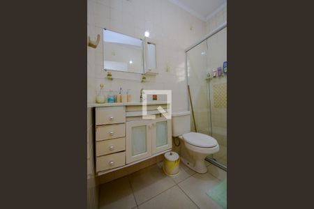 Casa à venda com 125m², 2 quartos e 2 vagas Casa à venda com 125m², 2 quartos e 2 vagasBanheiro