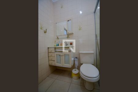 Casa à venda com 125m², 2 quartos e 2 vagas Casa à venda com 125m², 2 quartos e 2 vagasBanheiro