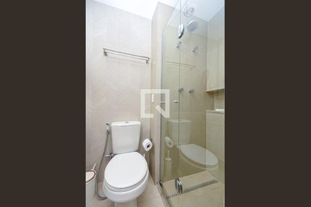 Studio para alugar com 44m², 1 quarto e 1 vaga Studio para alugar com 44m², 1 quarto e 1 vagaBanheiro