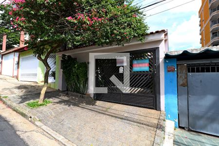 Casa à venda com 300m², 4 quartos e 4 vagasFachada