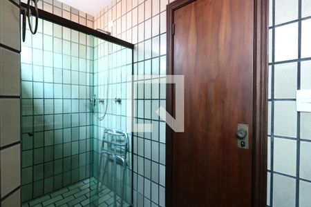 Casa à venda com 300m², 4 quartos e 4 vagasBanheiro Socail