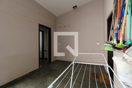 Casa à venda com 300m², 4 quartos e 4 vagasÁrea de Serviço