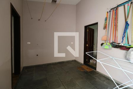 Casa à venda com 300m², 4 quartos e 4 vagasÁrea de Serviço