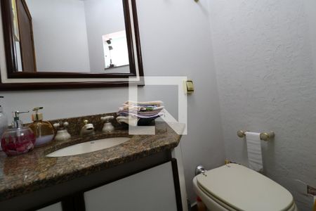 Casa à venda com 300m², 4 quartos e 4 vagasLavabo