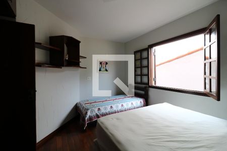 Casa à venda com 300m², 4 quartos e 4 vagasQuarto 2