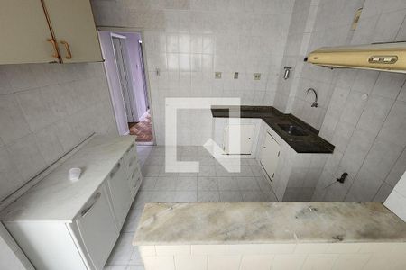 Apartamento à venda com 98m², 3 quartos e sem vaga Apartamento à venda com 98m², 3 quartos e sem vagaCozinha
