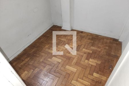 Apartamento à venda com 98m², 3 quartos e sem vaga Apartamento à venda com 98m², 3 quartos e sem vagaQuarto de Serviço