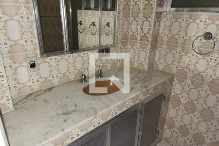 Apartamento à venda com 98m², 3 quartos e sem vaga Apartamento à venda com 98m², 3 quartos e sem vagaBanheiro