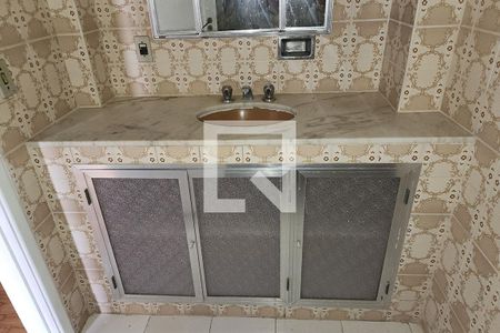 Apartamento à venda com 98m², 3 quartos e sem vaga Apartamento à venda com 98m², 3 quartos e sem vagaBanheiro