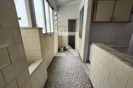 Apartamento à venda com 98m², 3 quartos e sem vaga Apartamento à venda com 98m², 3 quartos e sem vagaÁrea de Serviço
