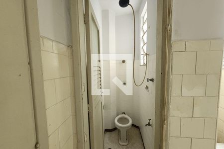 Apartamento à venda com 98m², 3 quartos e sem vaga Apartamento à venda com 98m², 3 quartos e sem vagaBanheiro de serviço