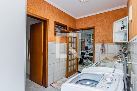 Casa para alugar com 243m², 3 quartos e 6 vagas Casa para alugar com 243m², 3 quartos e 6 vagasÁrea de serviço