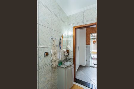 Casa para alugar com 243m², 3 quartos e 6 vagas Casa para alugar com 243m², 3 quartos e 6 vagasBanheiro de serviço