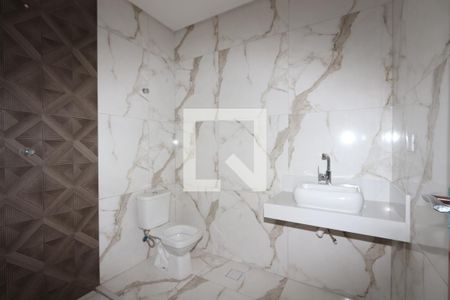 Casa à venda com 125m², 3 quartos e 2 vagasBanheiro da Suíte 1